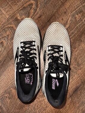 Brooks adrenaline running shoe